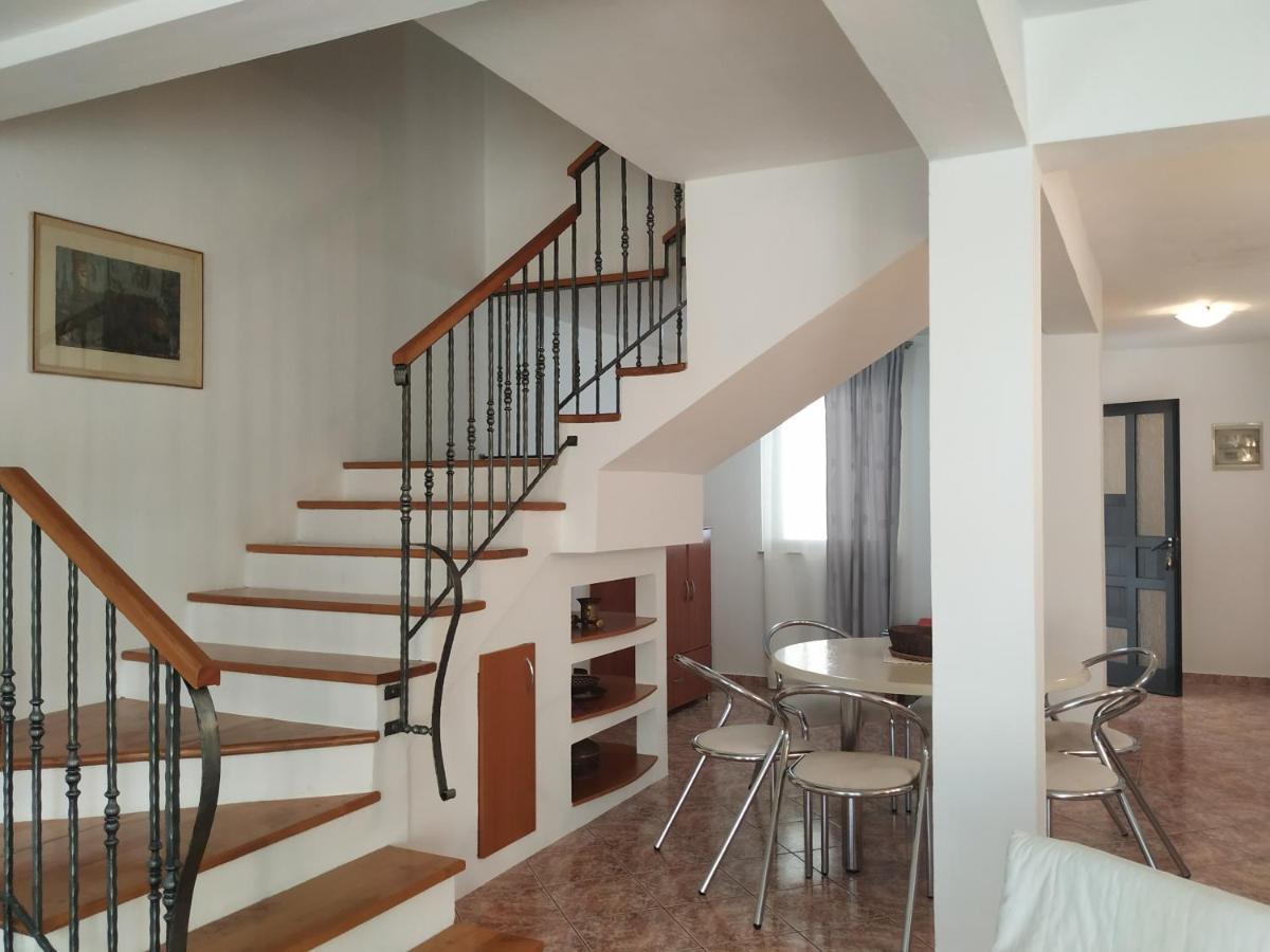Apartmani Deleut Novi Vinodolski Exterior foto