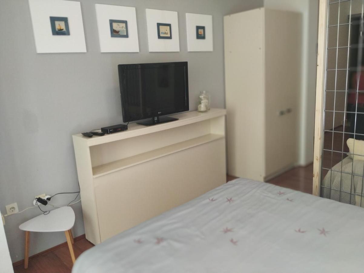 Apartmani Deleut Novi Vinodolski Exterior foto