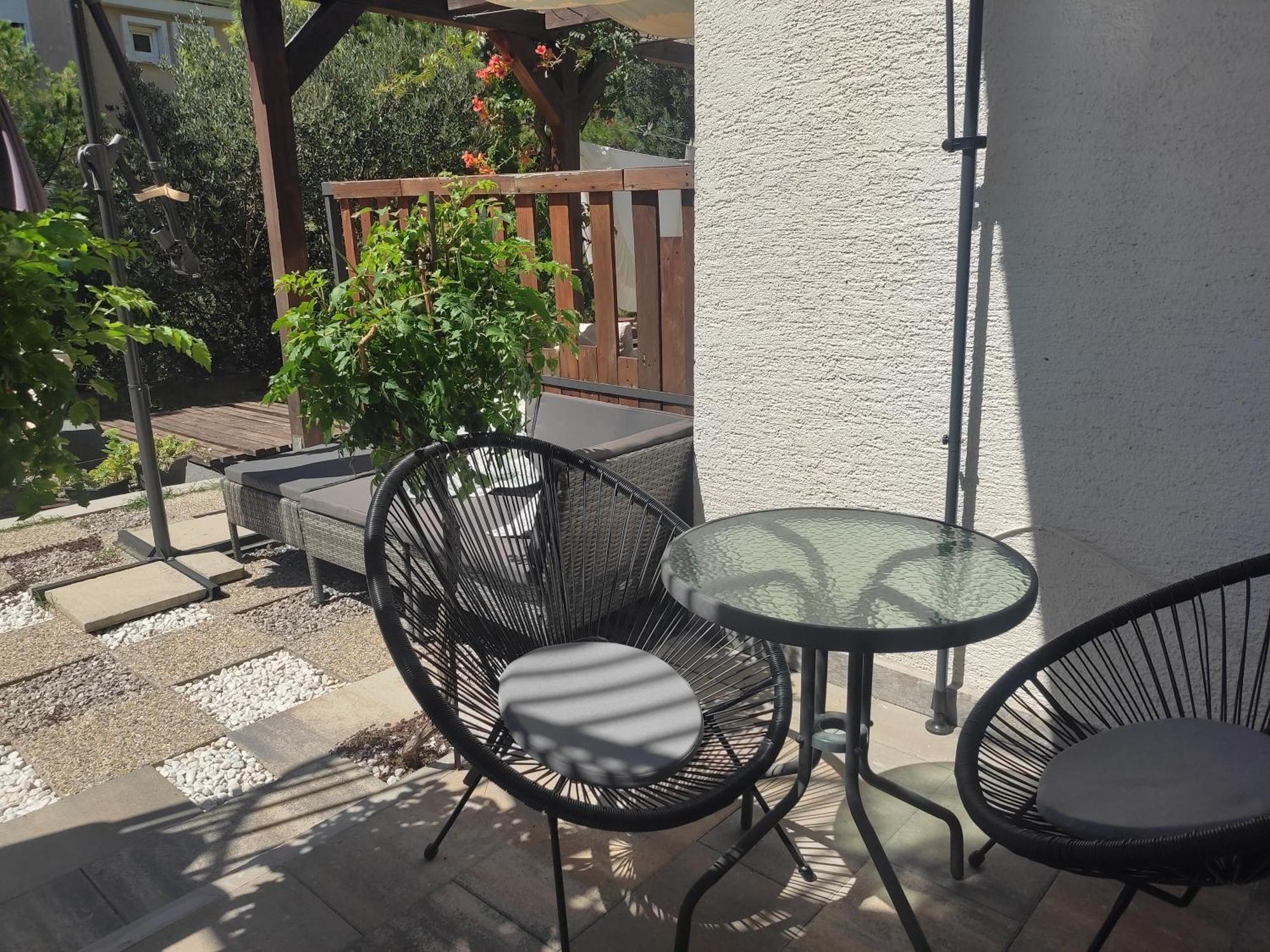 Apartmani Deleut Novi Vinodolski Exterior foto